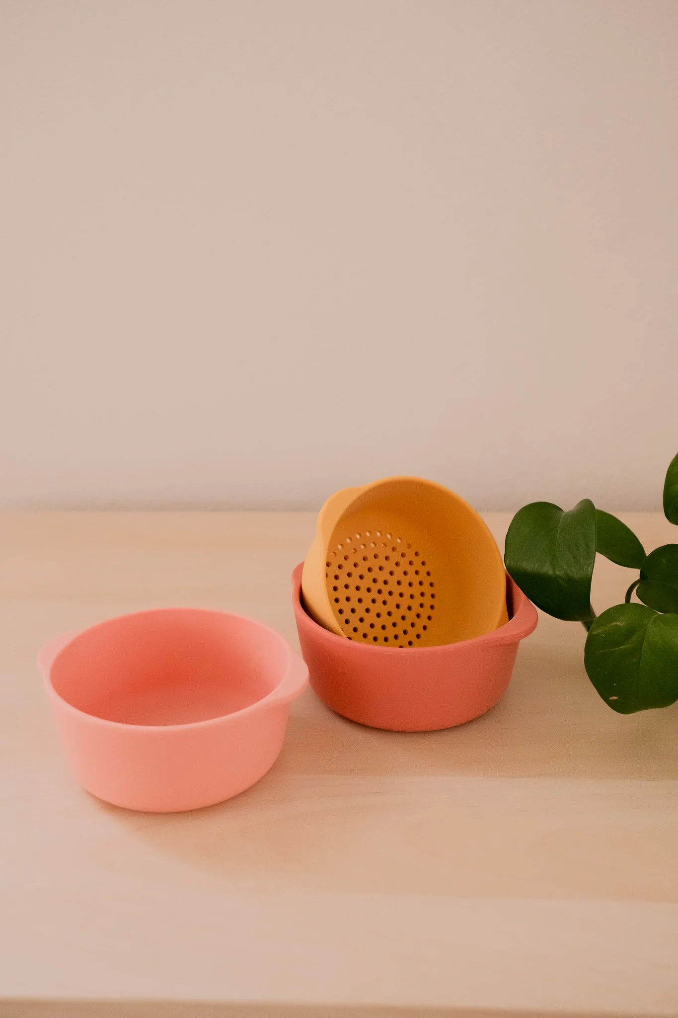 Bowls & Sifter