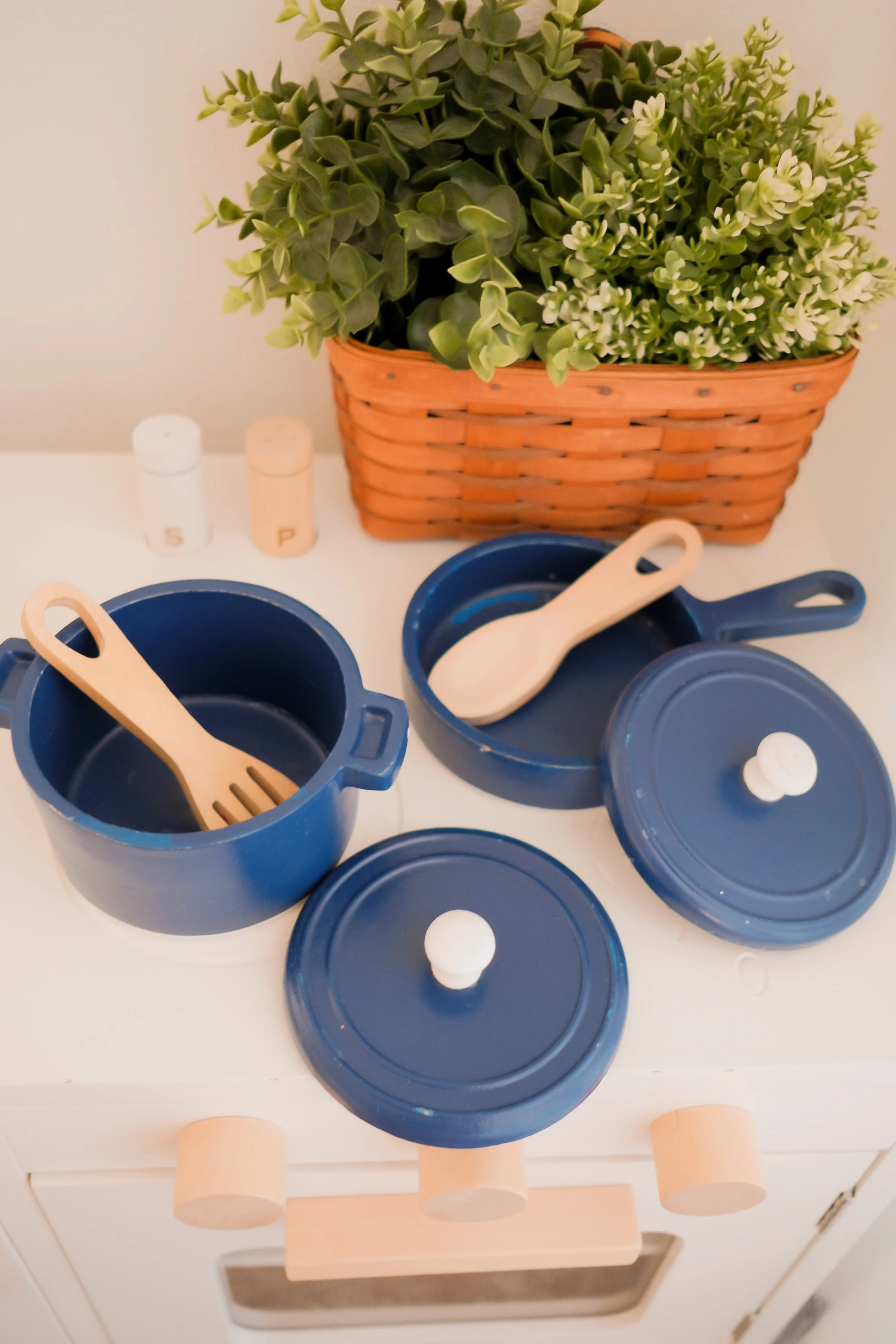 Wooden Cookware, an open-ended toy on Raise Wildflowers